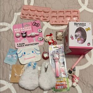Hello Kitty & Friends Accessories Bundle